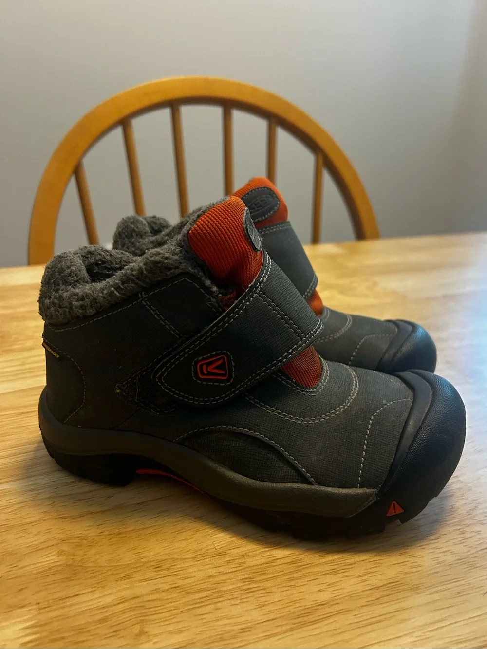 Keen Kootenay IV Mid Waterproof Boots Sz 1